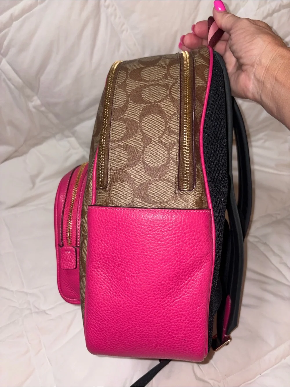 HTF NWOT Coach C8522 Court Medium Signature Leather Khaki Bold Pink Backpack